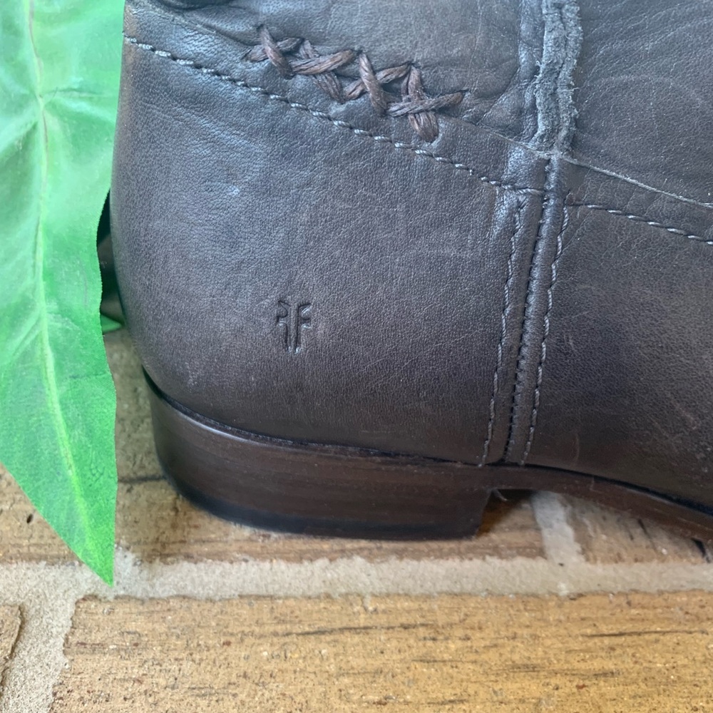Authentic Frye boots leather